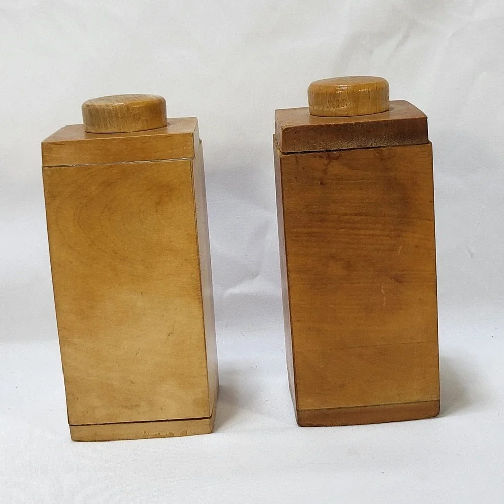 Vintage Japan Salty Peppy Wood Rooster Salt Pepper Shakers MCM Kitsch 5.5in